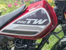 Yamaha TW 200 2013 Motorbike