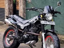 Yamaha TW 200 2011 Motorbike