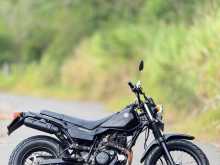 https://riyasewana.com/uploads/yamaha-tw-200-281281322302.jpg