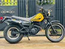 https://riyasewana.com/uploads/yamaha-tw-200-3022473913114.jpg