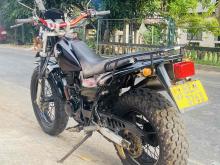https://riyasewana.com/uploads/yamaha-tw-200-70372524491.jpg