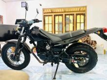 https://riyasewana.com/uploads/yamaha-tw-200-718353724952.jpg
