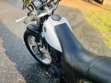 https://riyasewana.com/uploads/yamaha-tw-200cc-417383724684.jpg