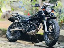 https://riyasewana.com/uploads/yamaha-tw-225-2511054319085.jpg