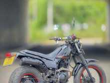 https://riyasewana.com/uploads/yamaha-tw-225-281315822453.jpg
