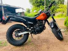 https://riyasewana.com/uploads/yamaha-tw-2317023613804.jpg