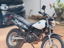 Yamaha TW 2012 Motorbike