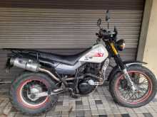 Yamaha TW 2010 Motorbike