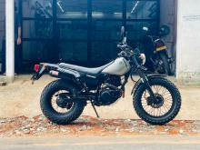 Yamaha TW 2012 Motorbike