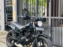 Yamaha TW 2014 Motorbike
