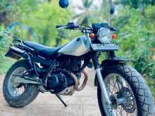 Yamaha TW 2015 Motorbike