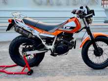 https://riyasewana.com/uploads/yamaha-tw200-2121404122862.jpg