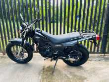 https://riyasewana.com/uploads/yamaha-tw200cc-original-817400513553.jpg