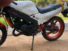 https://riyasewana.com/uploads/yamaha-tzr-125-199292013974.jpg