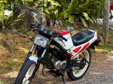 Yamaha TZR125 YPVS 2000 Motorbike