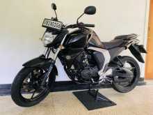 Yamaha Version 2.0 2020 Motorbike