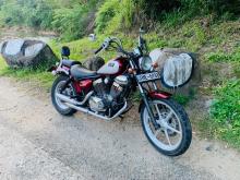 Yamaha Virago 2000 Motorbike