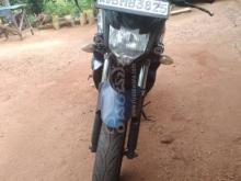 https://riyasewana.com/uploads/yamaha-vs-2-41239141384137.jpg