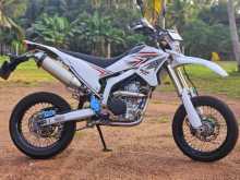 https://riyasewana.com/uploads/yamaha-wr-250r-2312381213902.jpg