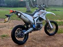 https://riyasewana.com/uploads/yamaha-wr-250r-2411083913443.jpg