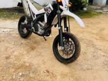 https://riyasewana.com/uploads/yamaha-wr250x-103325513922.jpg