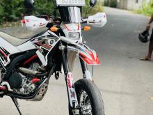 https://riyasewana.com/uploads/yamaha-wrx-2219055324622.jpg