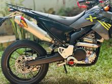 https://riyasewana.com/uploads/yamaha-wrx-319555324201.jpg