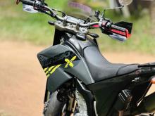 https://riyasewana.com/uploads/yamaha-wrx-319555424383.jpg