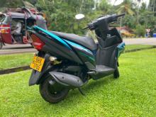https://riyasewana.com/uploads/yamaha-yamaha-2413062519425.jpg