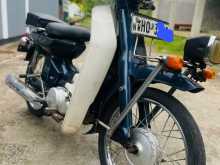 Yamaha Mate 2000 Motorbike