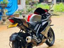 https://riyasewana.com/uploads/yamaha-yamaha-r15-171326534622.jpg