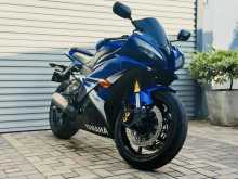 Yamaha R6 2012 Motorbike