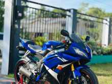 Yamaha R6 2014 Motorbike