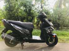 https://riyasewana.com/uploads/yamaha-yamaha-ray-107472413683.jpg