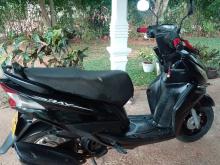 Yamaha Ray 2013 Motorbike
