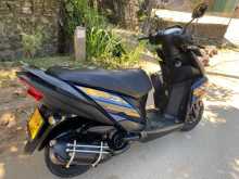 Yamaha Ray Zr 2019 Motorbike