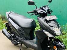 Yamaha RAY ZR 2018 Motorbike