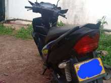 https://riyasewana.com/uploads/yamaha-yamaha-ray-82011564343.jpg