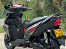 https://riyasewana.com/uploads/yamaha-yamaha-ray-zr-220385322283.jpg