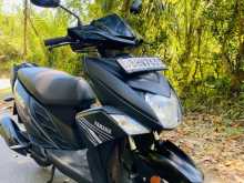 https://riyasewana.com/uploads/yamaha-yamaha-ray-zr-2319125613154.jpg