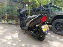https://riyasewana.com/uploads/yamaha-yamaha-rayzr-151348394463.jpg