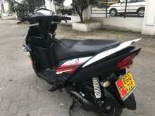 https://riyasewana.com/uploads/yamaha-yamaha-rey-512592213072.jpg