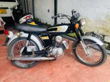 Yamaha YB100 Deluxe 1900 Motorbike