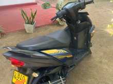 https://riyasewana.com/uploads/yamaha-yamaha-zr-189014113043.jpg
