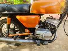 https://riyasewana.com/uploads/yamaha-yb-125-81224581792.jpg