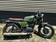 Yamaha YB125 1988 Motorbike