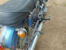 https://riyasewana.com/uploads/yamaha-yb125e-880626482336.jpg