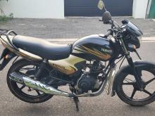 Yamaha YBR 125 2015 Motorbike