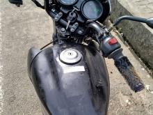 https://riyasewana.com/uploads/yamaha-ybr125-32344486505.jpg