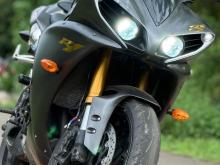 Yamaha YZF R1 2010 Motorbike